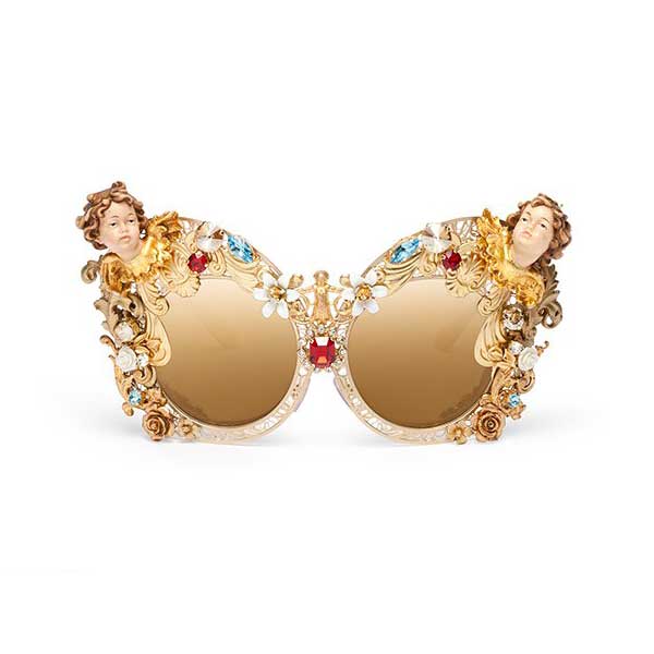 The Baroque sunglasses by Dolce&Gabbana adorned by floral decorations and a cascade of colorful crystals.