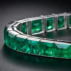 emerald_bracelet