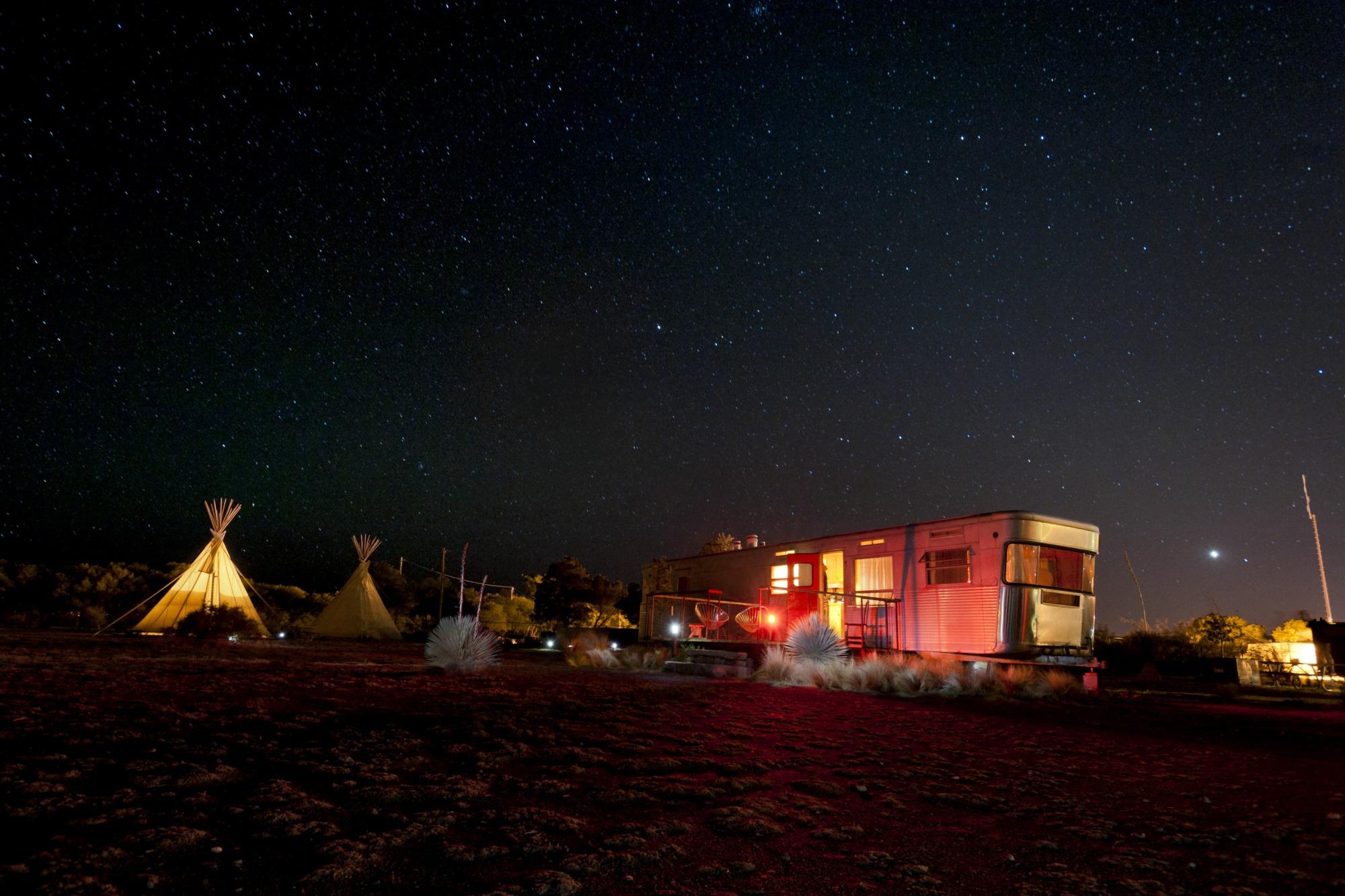 el-cosmico hotel texas