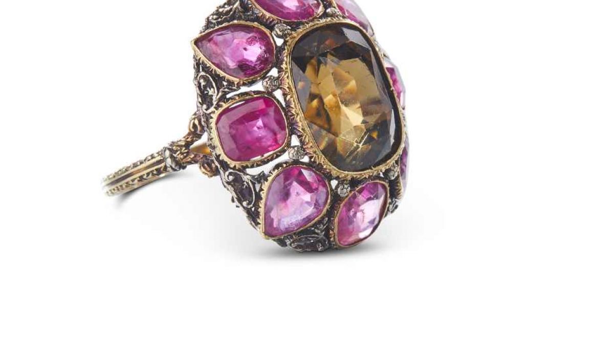 Historic collection Cocktail ring