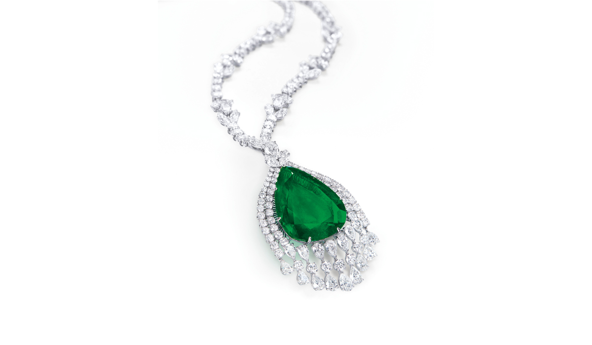 Christies emerald pendant