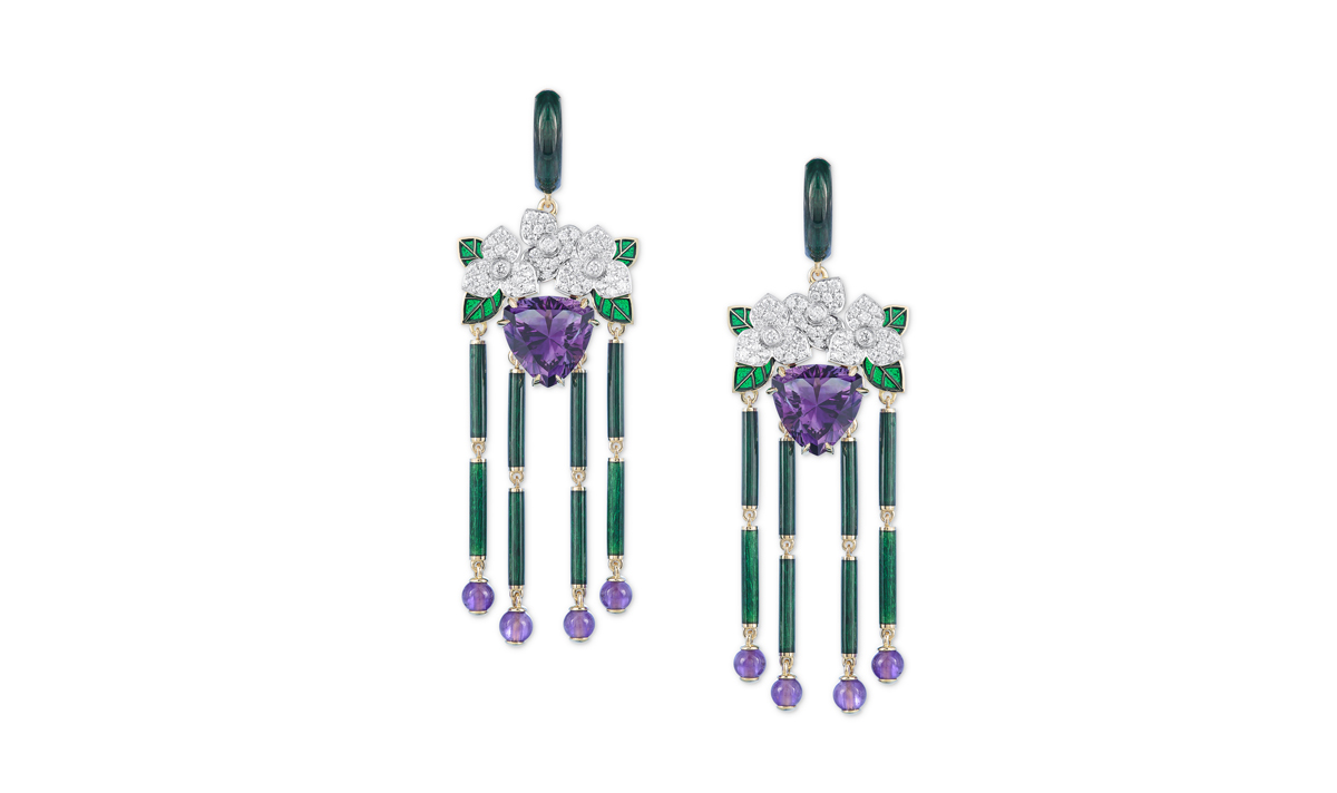 Amethyste and emerald earrings