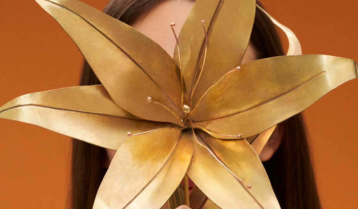 Giant Lily brooch, Borgo De Nor by Sian Evans