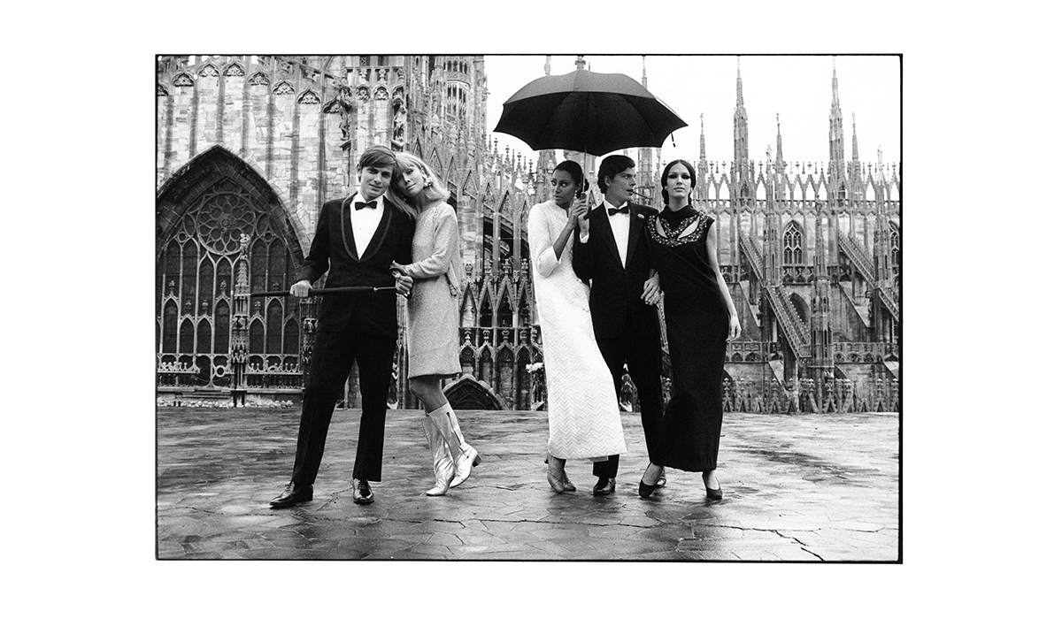 On the roof of department store in Piazza del Duomo, photo by Serge Libiszewski, 1966-1967