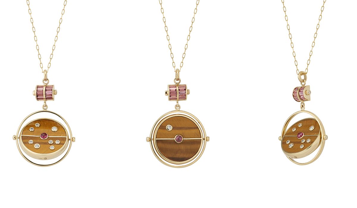 Compass pendant necklaces, Retrouvai.