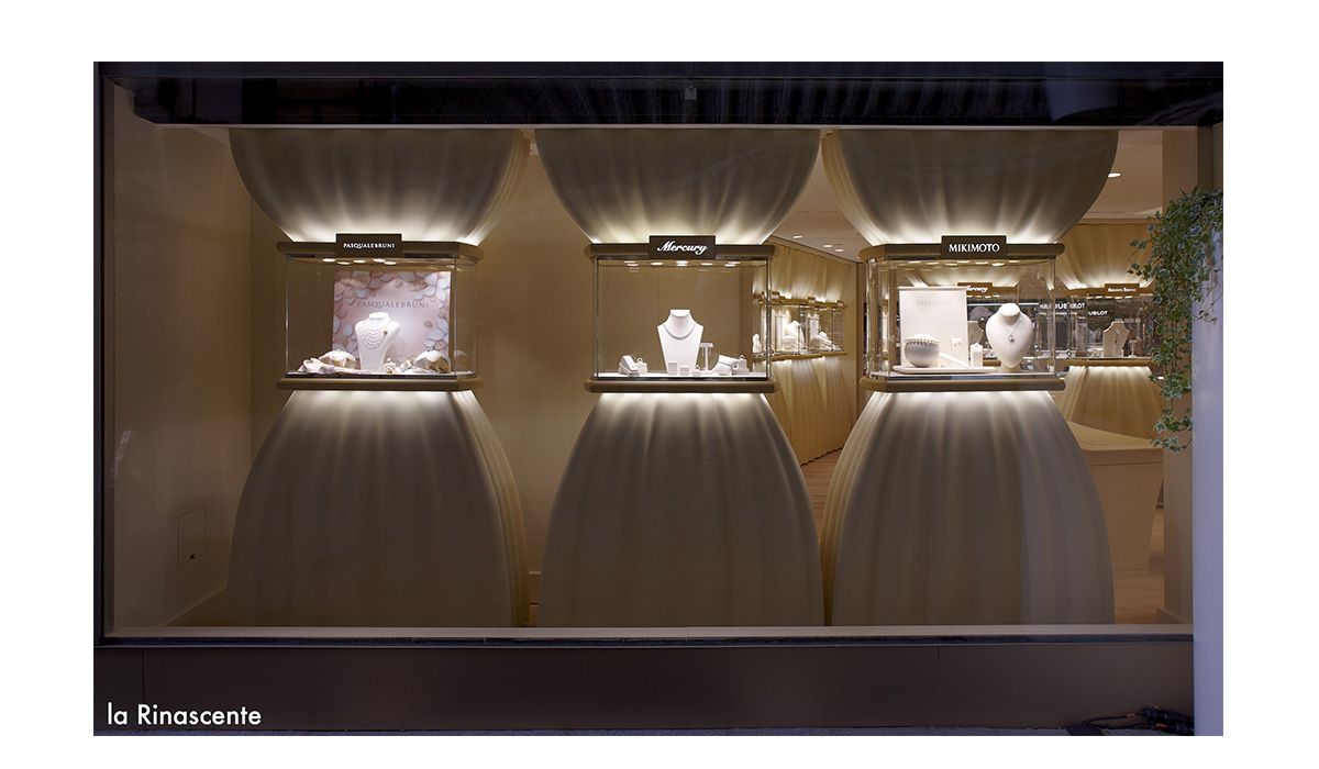 The jewelry displays at La Rinascente, Milan