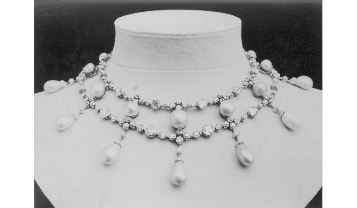 Necklace Boucheron archives