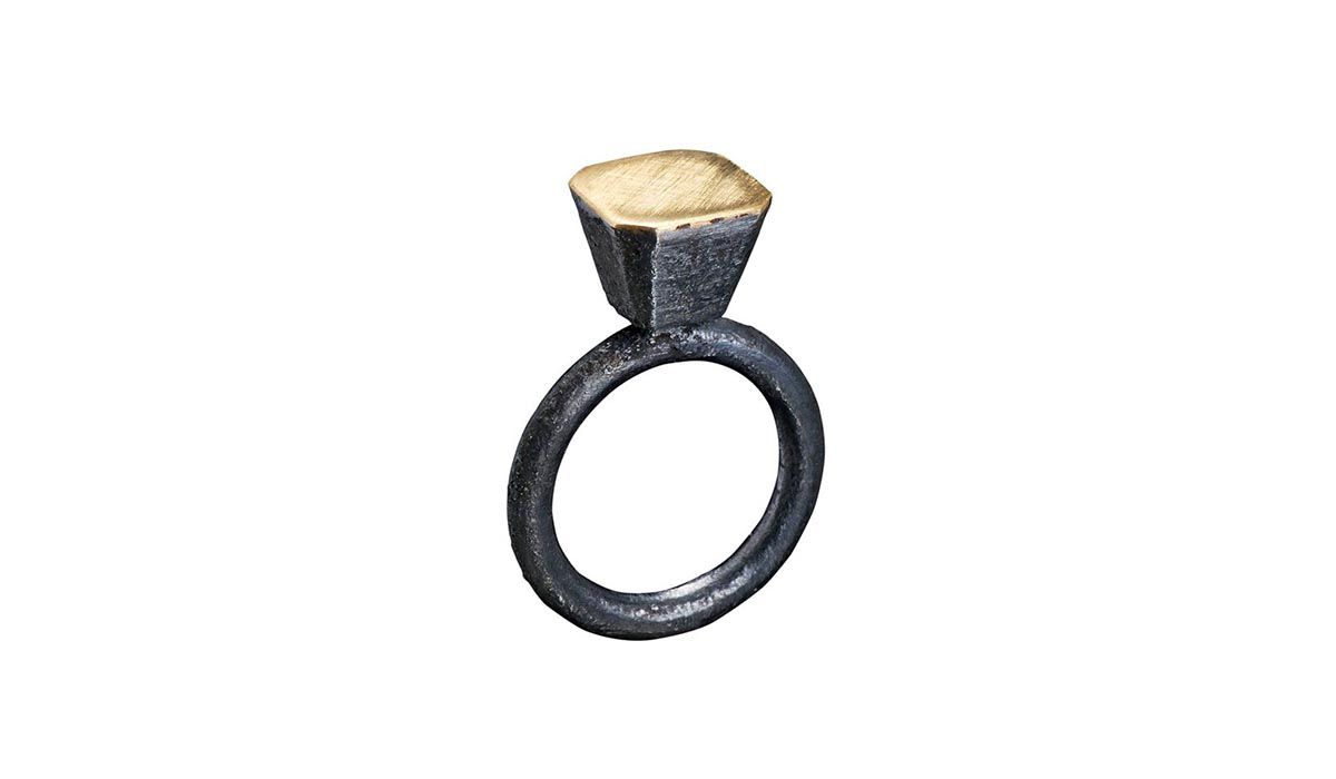 Gigi Mariani, Solitario, ring 