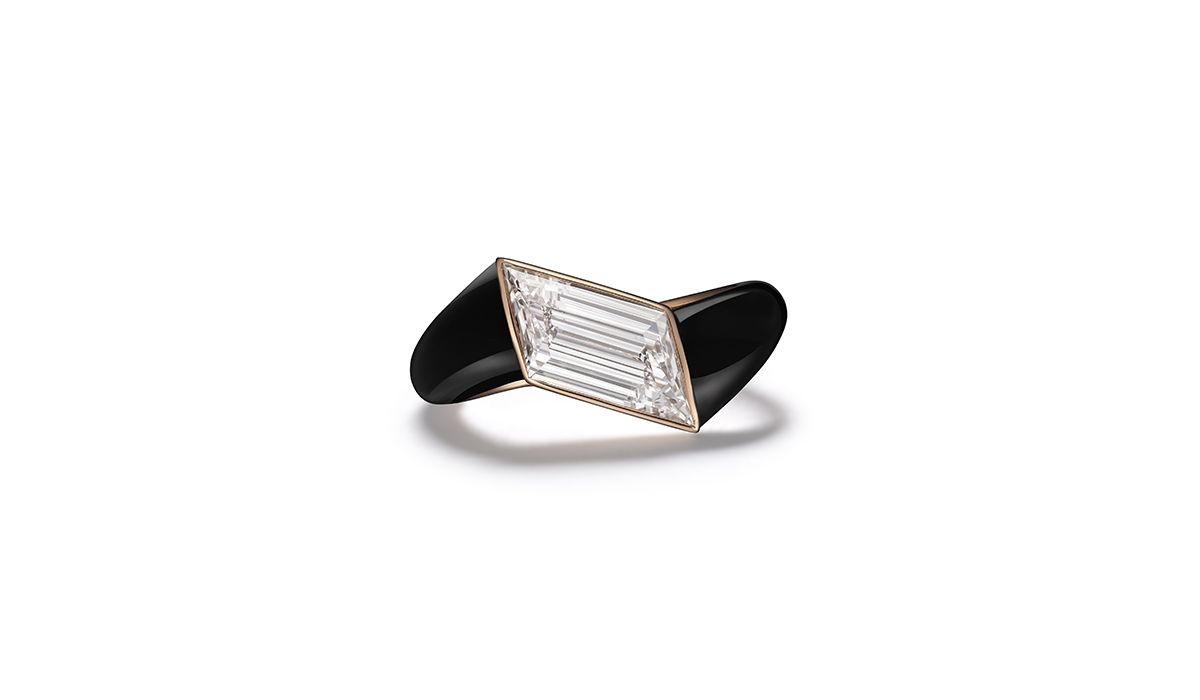 Diamond ring in rose gold and ceramic 