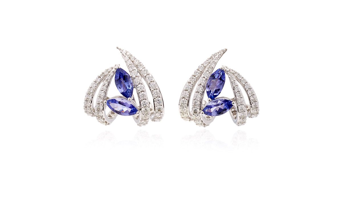 Blue 18k white gold tanzanite and diamond earrings, Hueb