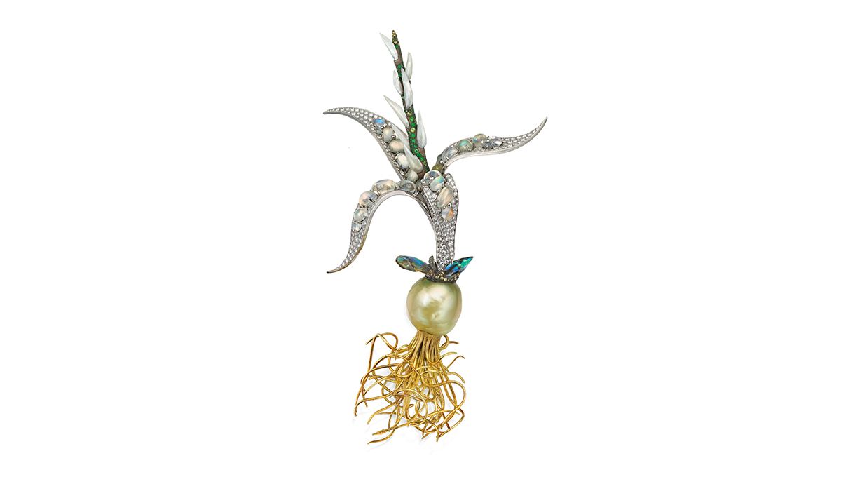 Onion brooch, Nicholas Varney