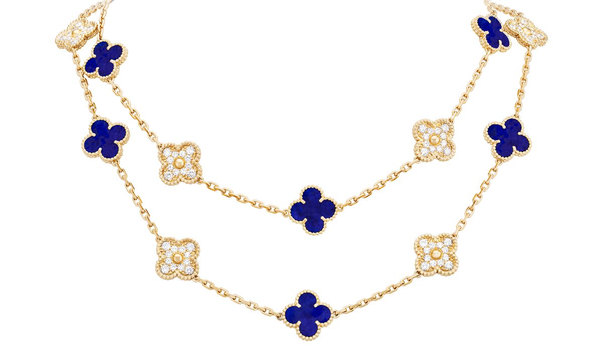 The new exceptional model in yellow gold with lapis lazuli and diamonds