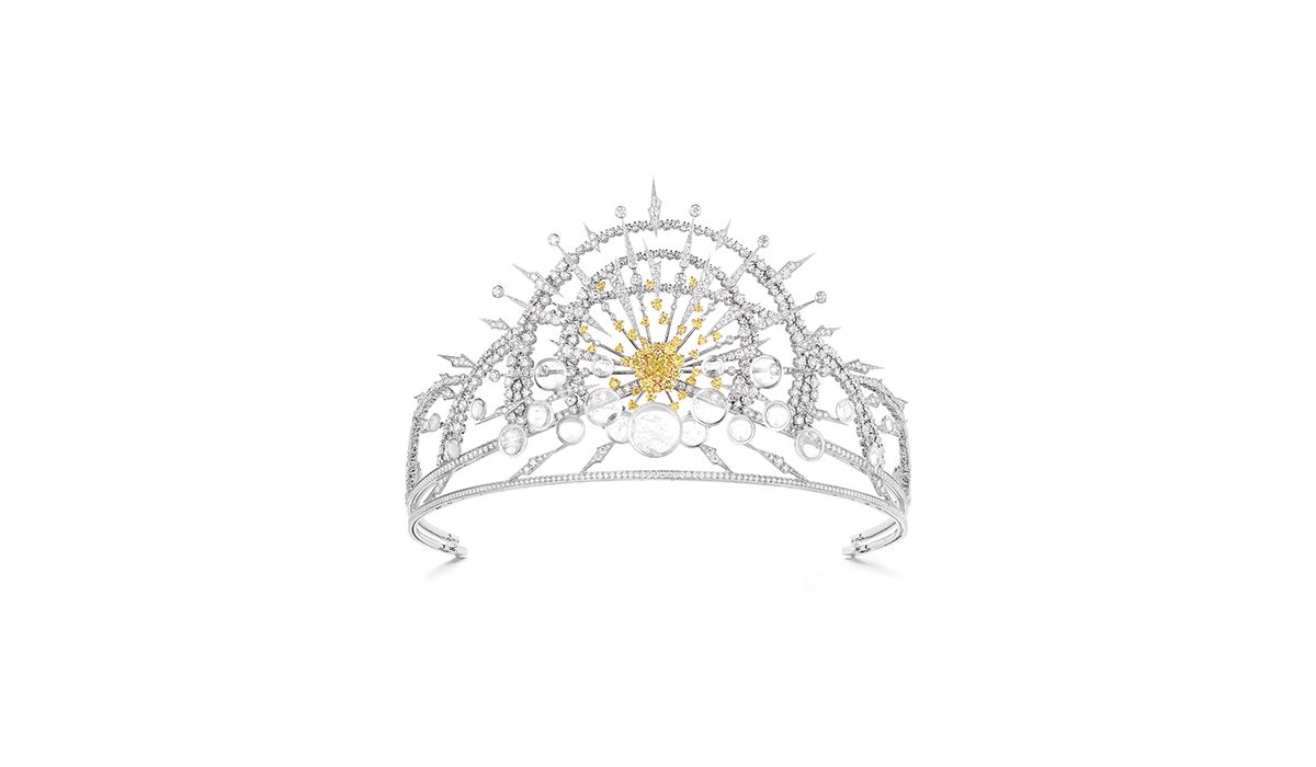 Chaumet Diadème Soleil Glorieux in white and yellow gold, set with a cushion-cut fancy intense yellow IF diamond, 21 cabochon-cut rock crystals and brilliant-cut diamonds and yellow diamonds