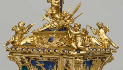 The goldsmith art of Arezzo and Central Italy.