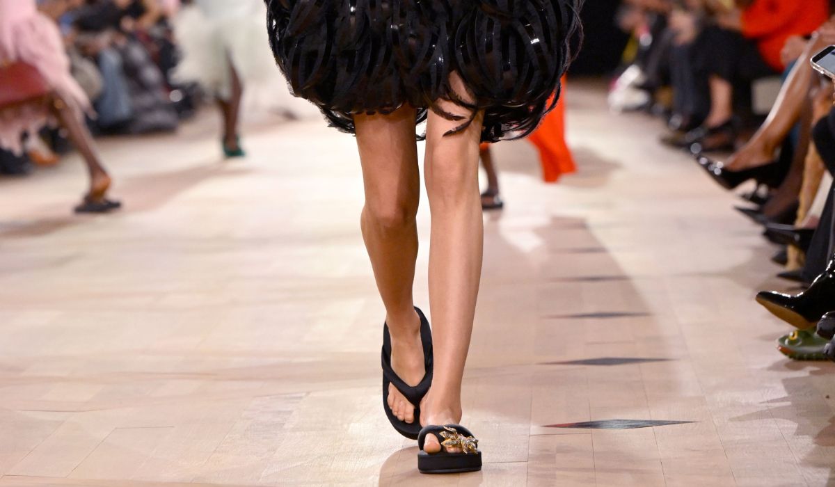 La Gioielleria Non-Binary sulla Passerella di Balenciaga S/S 26