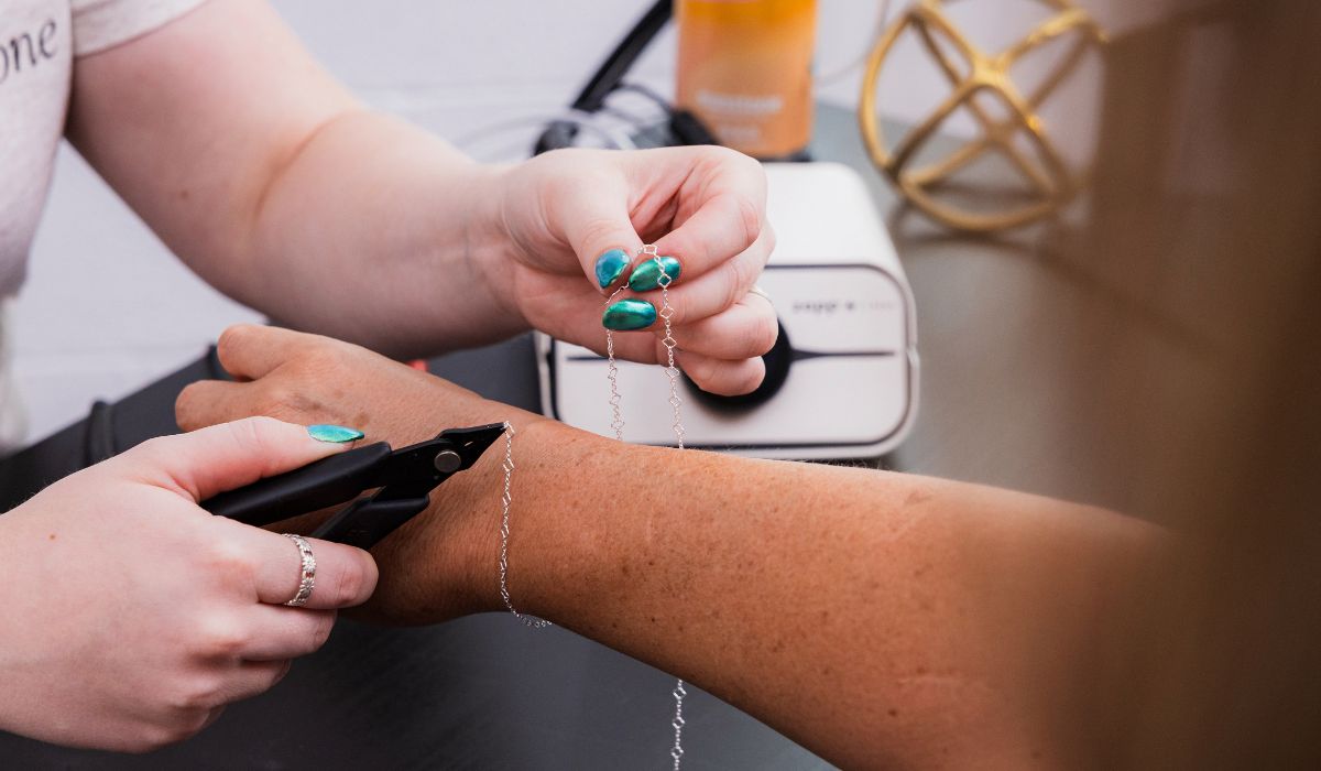 Permanent Jewelry: The Trend Combining Style, Emotion and Business