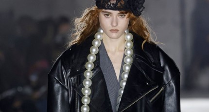 Trend Note F/W 2025: Drama Pearls
